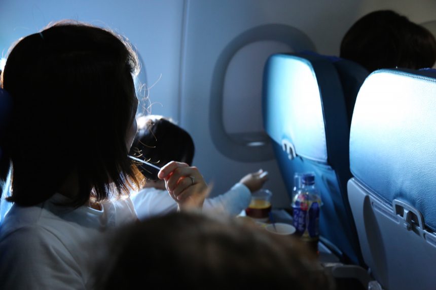 フィリピン航空　飛行機　機内