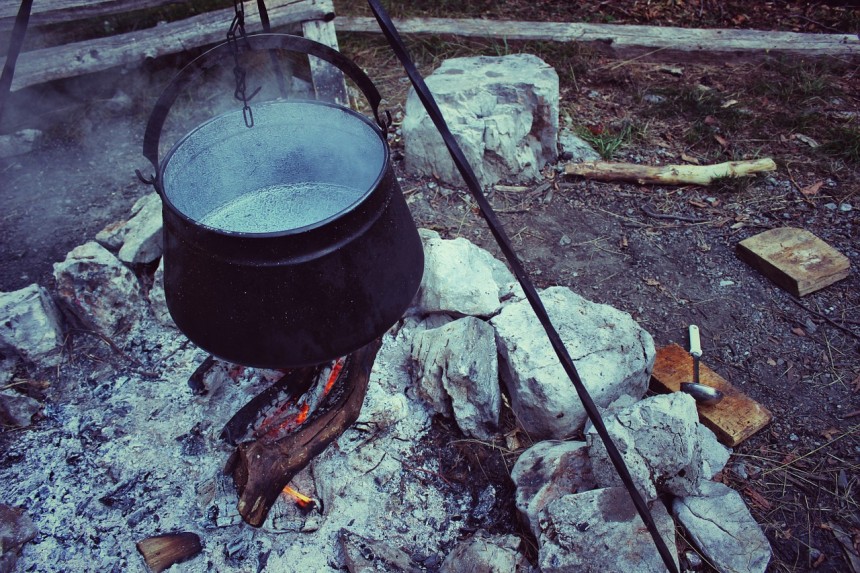 cooking-pot-1272635_1280